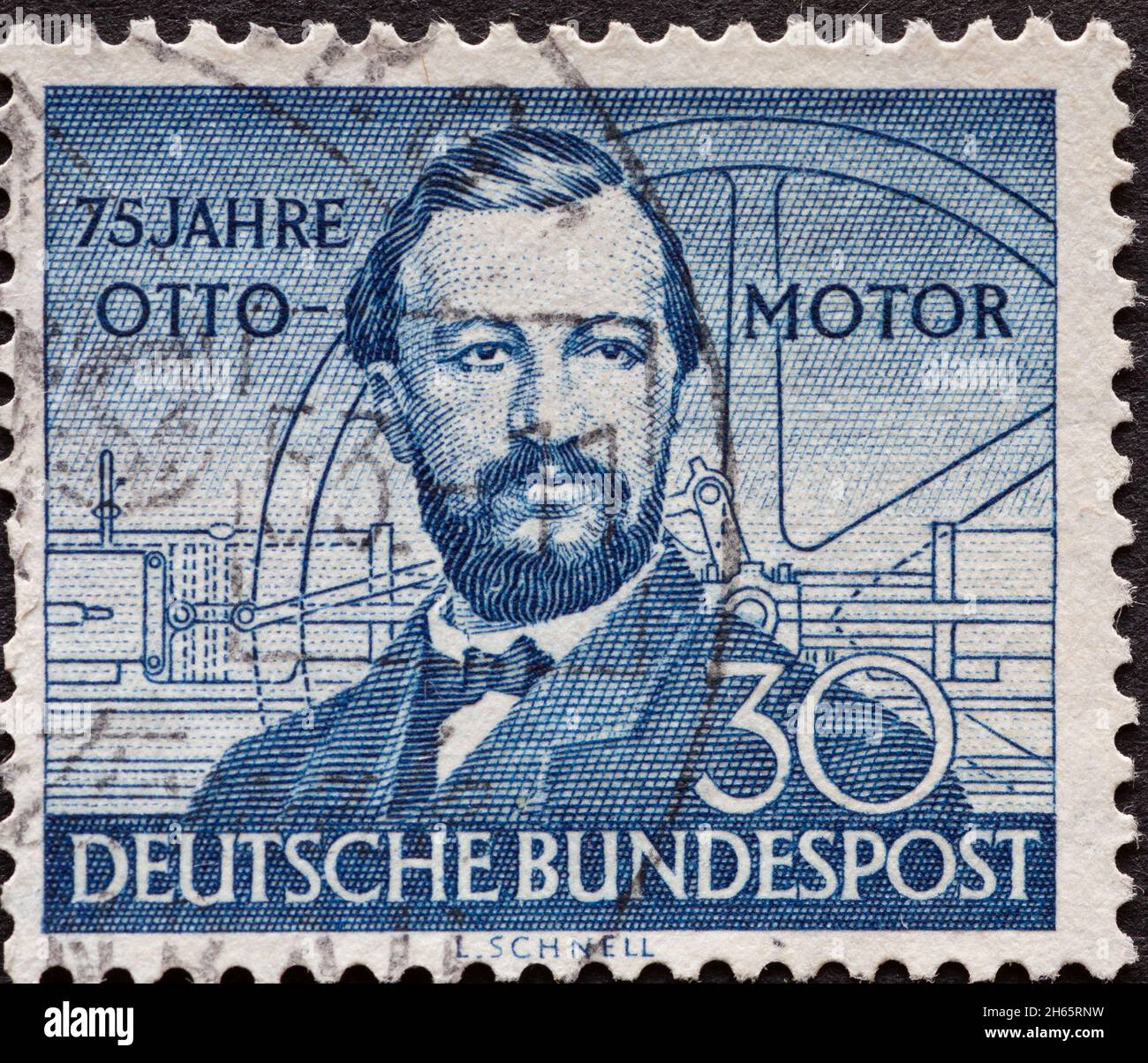 75 jahre ottomotor Fotos und Bildmaterial in hoher Auflösung Alamy