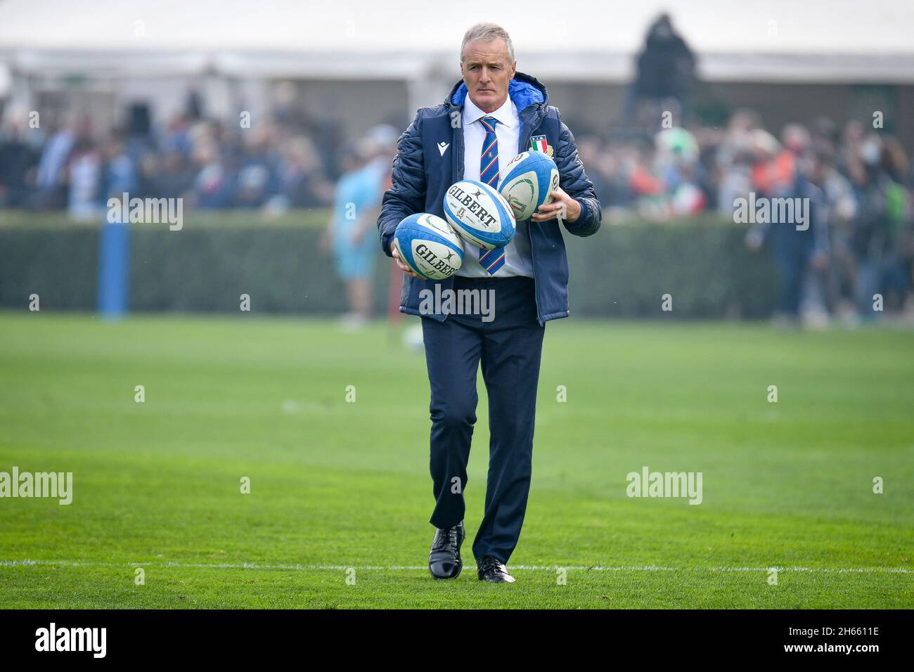 Treviso, Italien. November 2021. Kieran Crowley (Cheftrainer Italien) während des Testspieles 2021, Italien gegen Argentinien, Herbst-Nations-Cup-Rugby-Spiel in Treviso, Italien, November 13 2021 Quelle: Independent Photo Agency/Alamy Live News Stockfoto