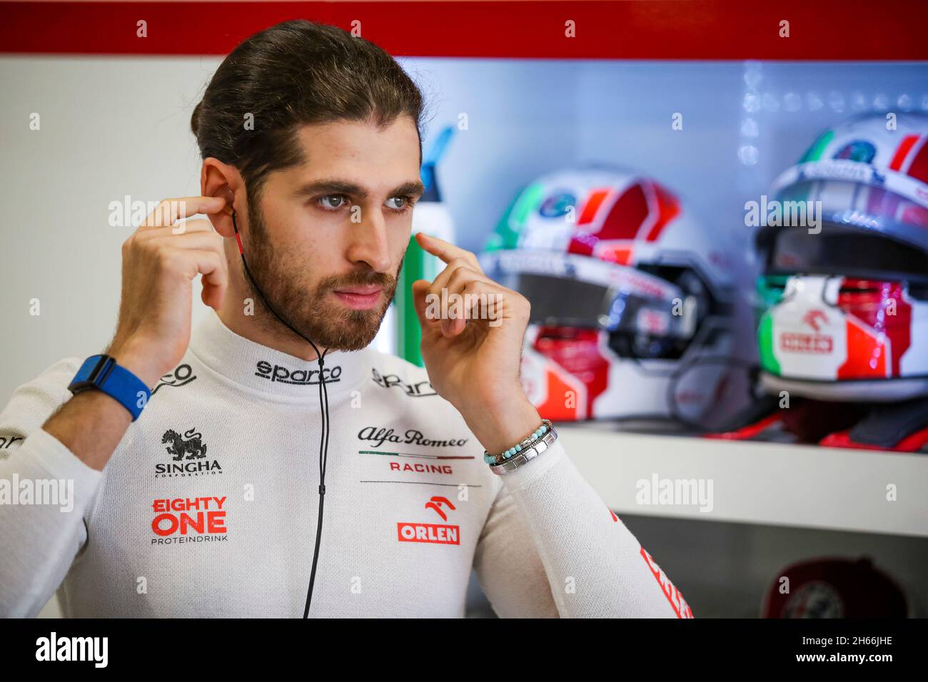 Sao Paulo, Brasilien. November 2021. # 99 Antonio Giovinazzi (ITA, Alfa Romeo Racing ORLEN), F1 Grand Prix von Brasilien beim Autodromo Jose Carlos Pace am 12. November 2021 in Sao Paulo, Brasilien. (Foto von HOCH ZWEI) Quelle: dpa/Alamy Live News Stockfoto