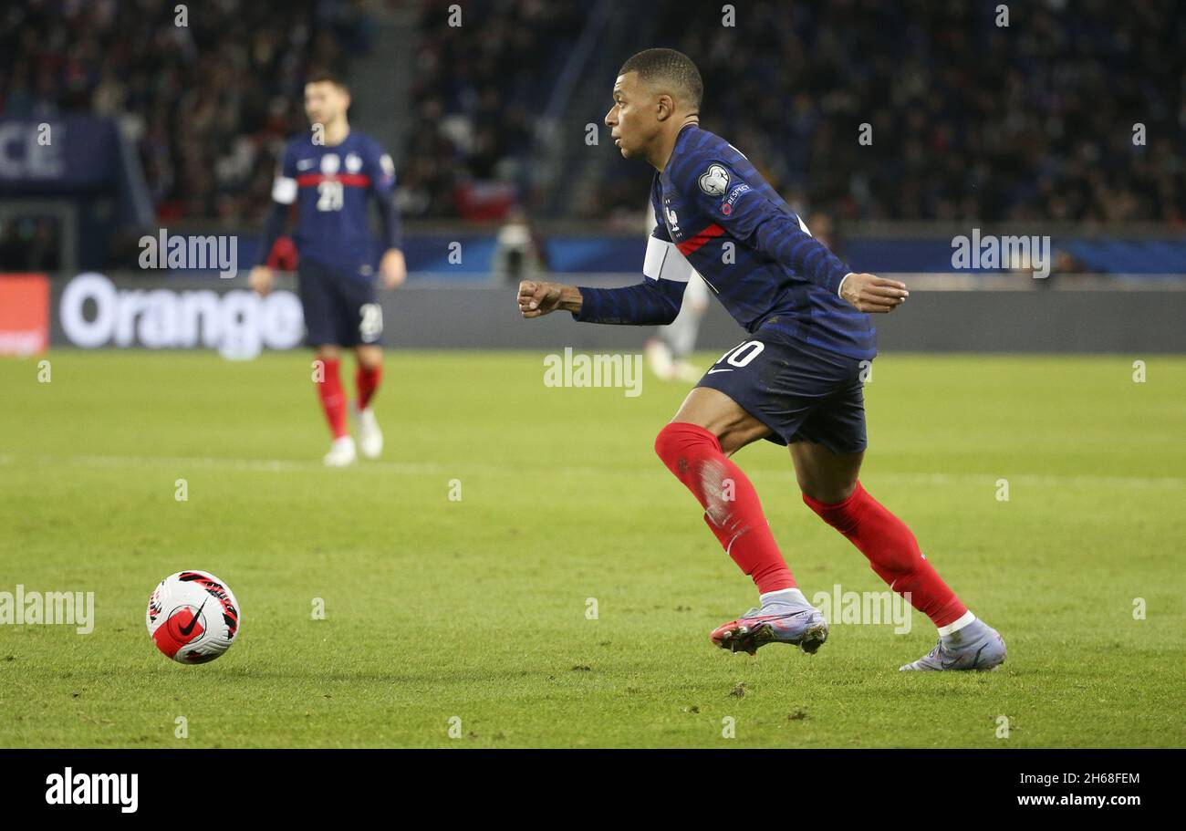 Kylian Mbappe von Frankreich während der FIFA Weltmeisterschaft 2022, Qualifikationsspiel der Gruppe D zwischen Frankreich und Kasachstan am 13. November 2021 im Parc des Princes, Paris, Frankreich - Foto: Jean Catuffe/DPPI/LiveMedia Stockfoto