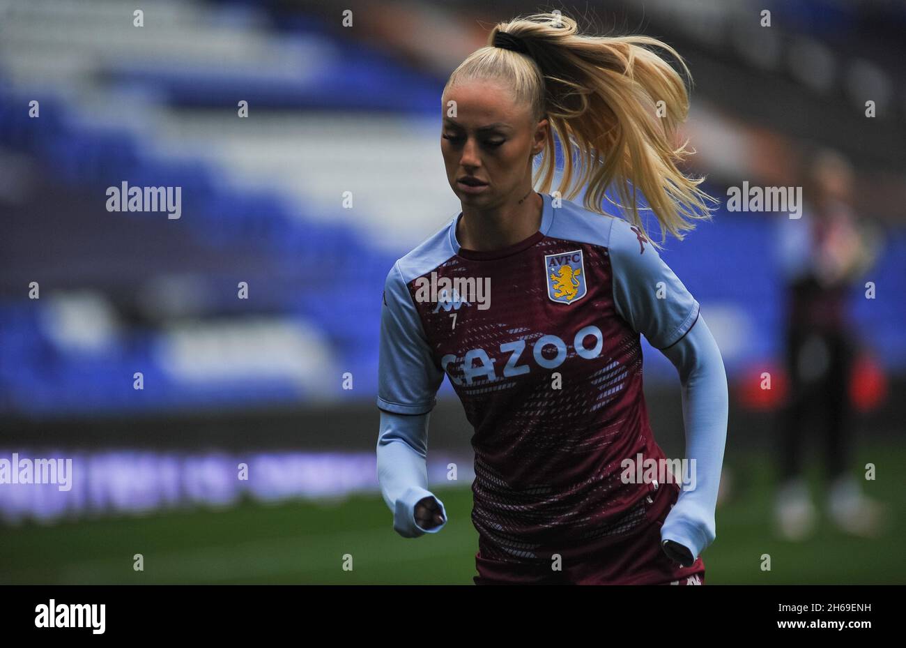 Alisha Lehmann (7 Aston Villa) Warm Up während des Womens Super League Spiels zwischen Birmingham City und Aston Villa im St Andrews Stadium in Birmingham, England Karl W Newton/Sports Press Photo Stockfoto