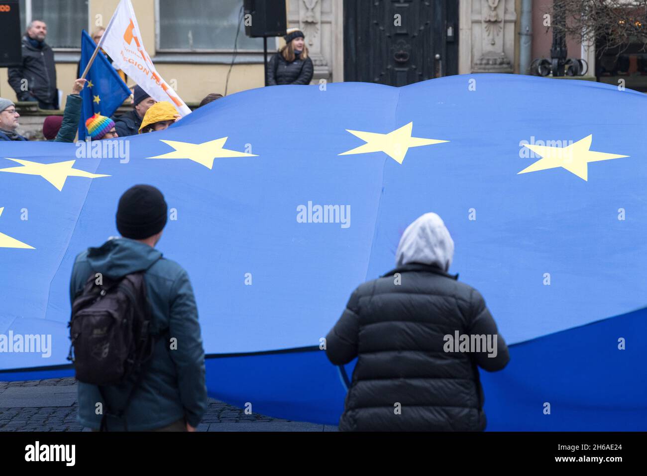 EU-Flagge in Danzig, Polen. 13. November 2021 © Wojciech Strozyk / Alamy Stock Photo *** Ortsüberschrift *** Stockfoto