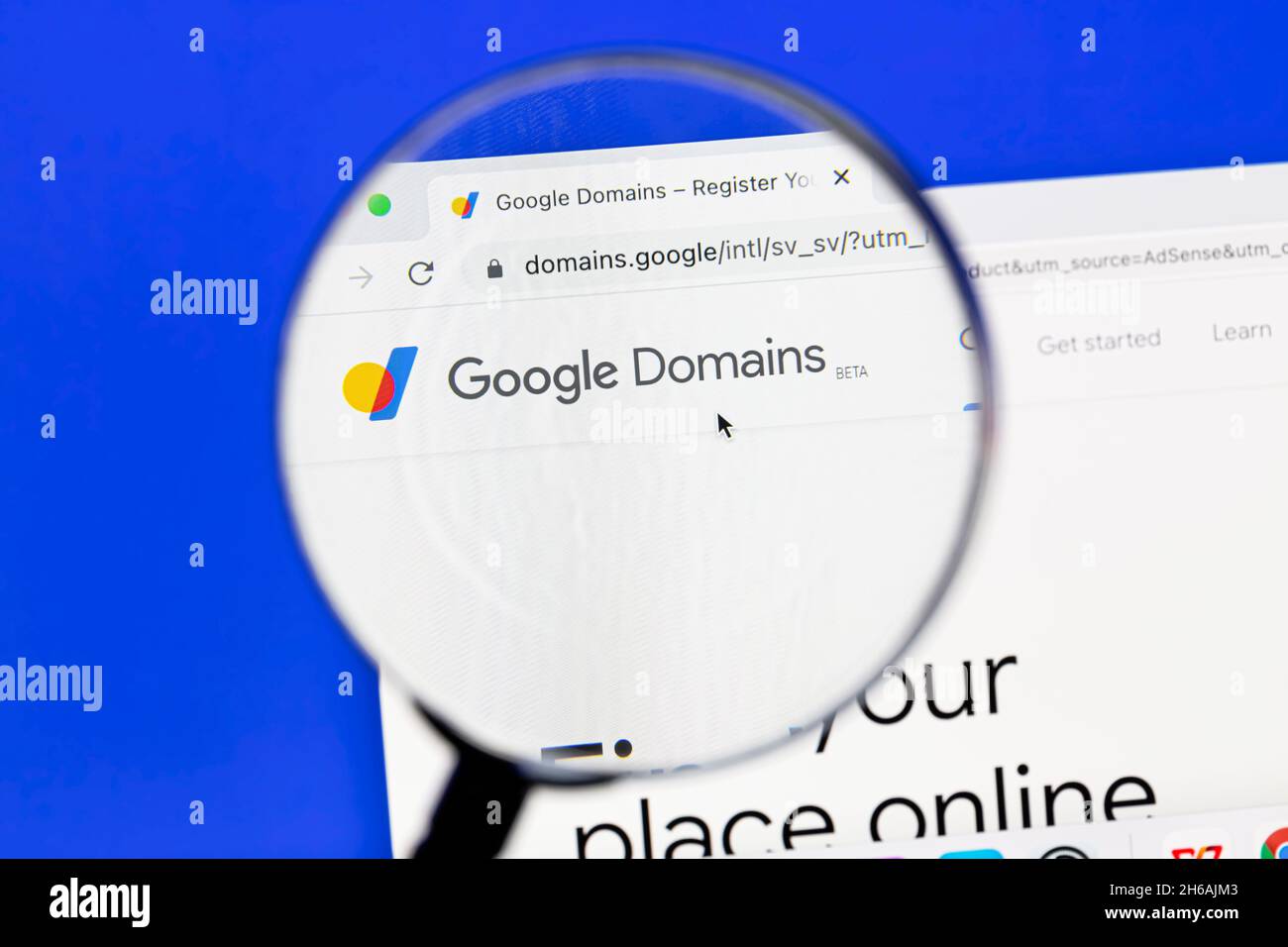 Ostersund, Schweden - 27. Juli 2021 Google Domains Homepage. Google Domains bietet Domain-Registrierung einschließlich Private Domain-Registrierung. Stockfoto