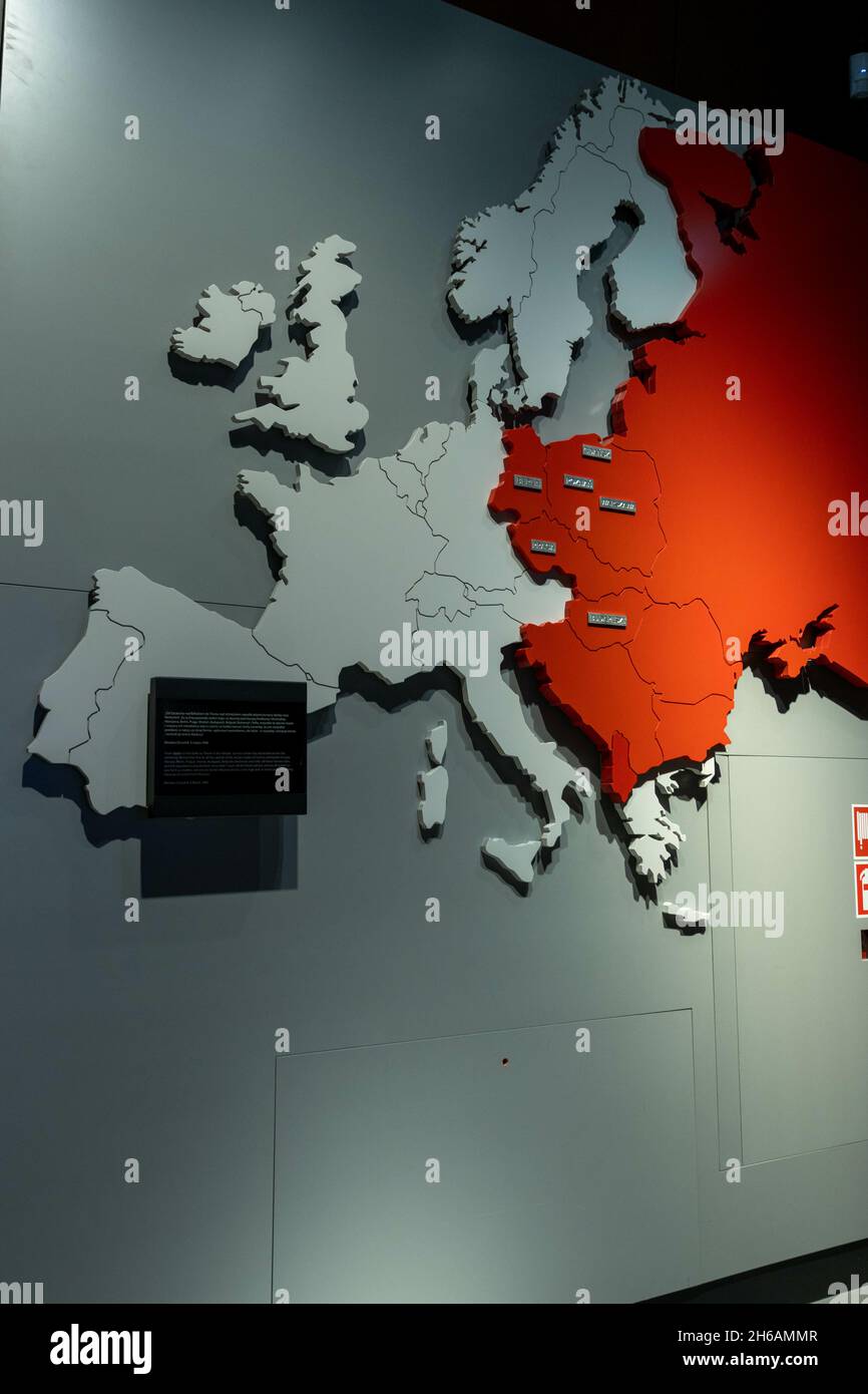 DANZIG, POLEN - 08. Oktober 2021: Die Ausstellung im Europäischen Solidaritätszentrum in Danzig, Polen Stockfoto