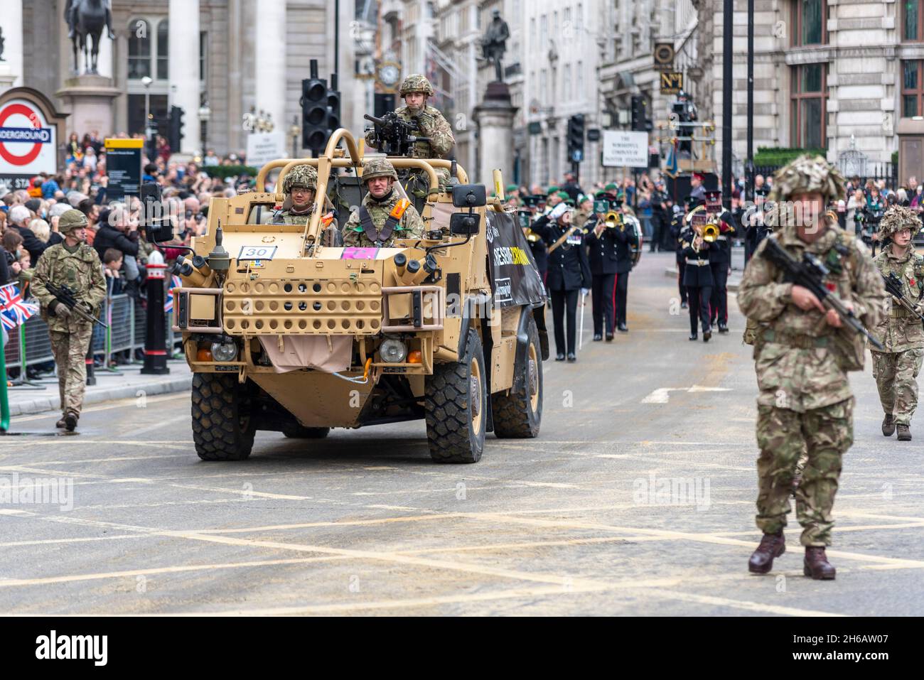 Die Royal Yeomanry, Army Reserve, leichtes Kavallerieregiment bei der Lord Mayor's Show, Parade, Prozession entlang Geflügel, in der Nähe des Mansion House London Stockfoto