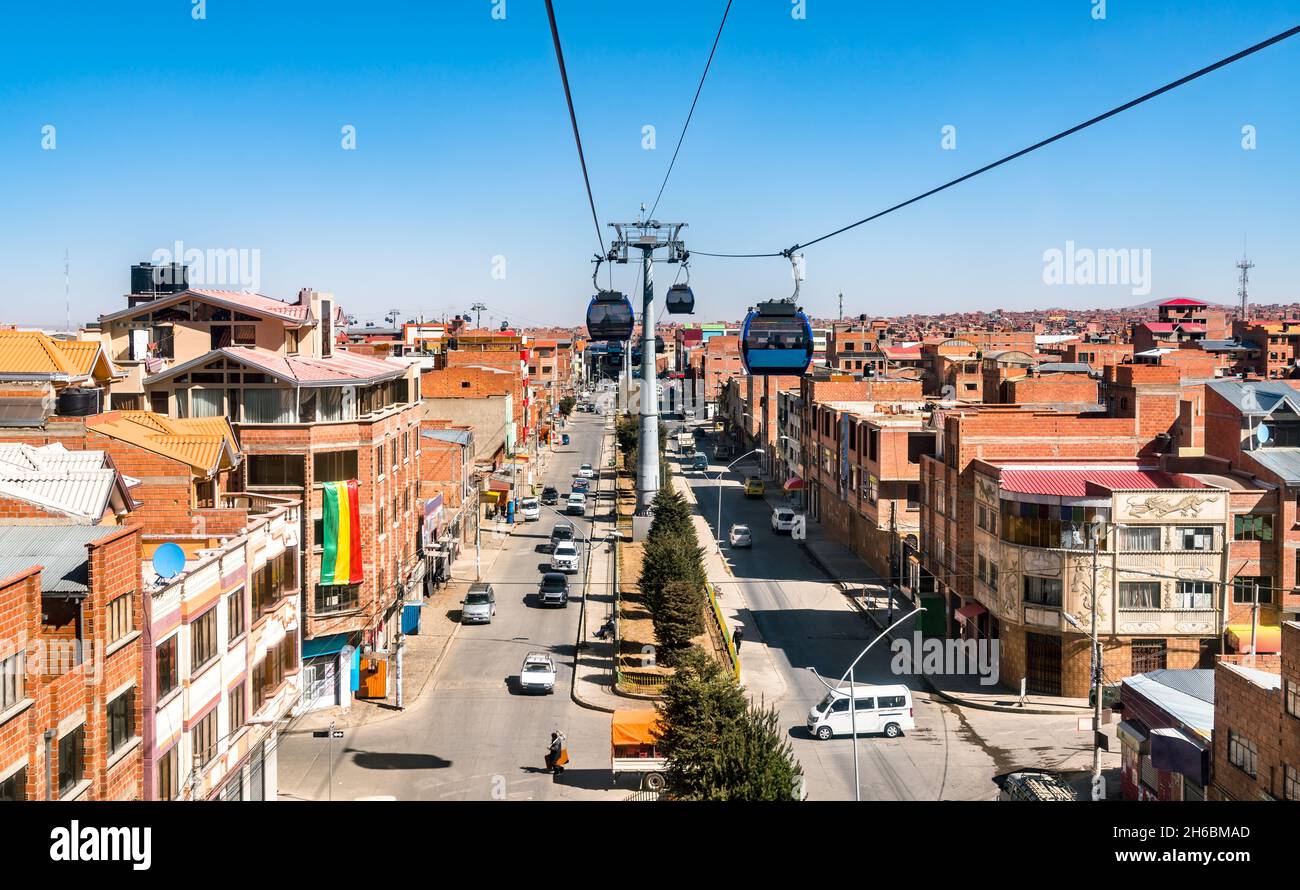 Seilbahn über El Alto in Bolivien Stockfoto