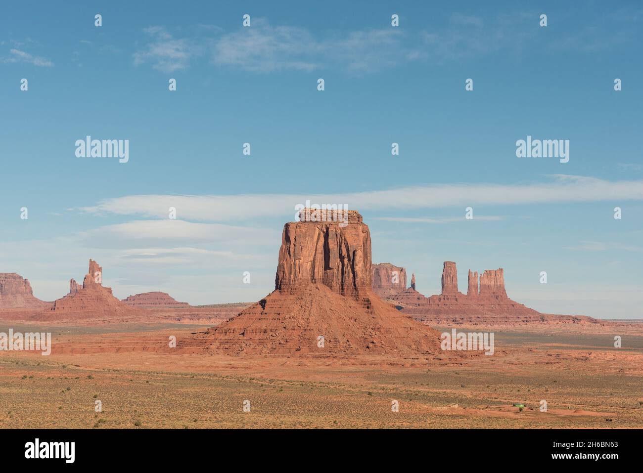 Panoramalandschaft des Monument Valley von Artists Point, USA Stockfoto