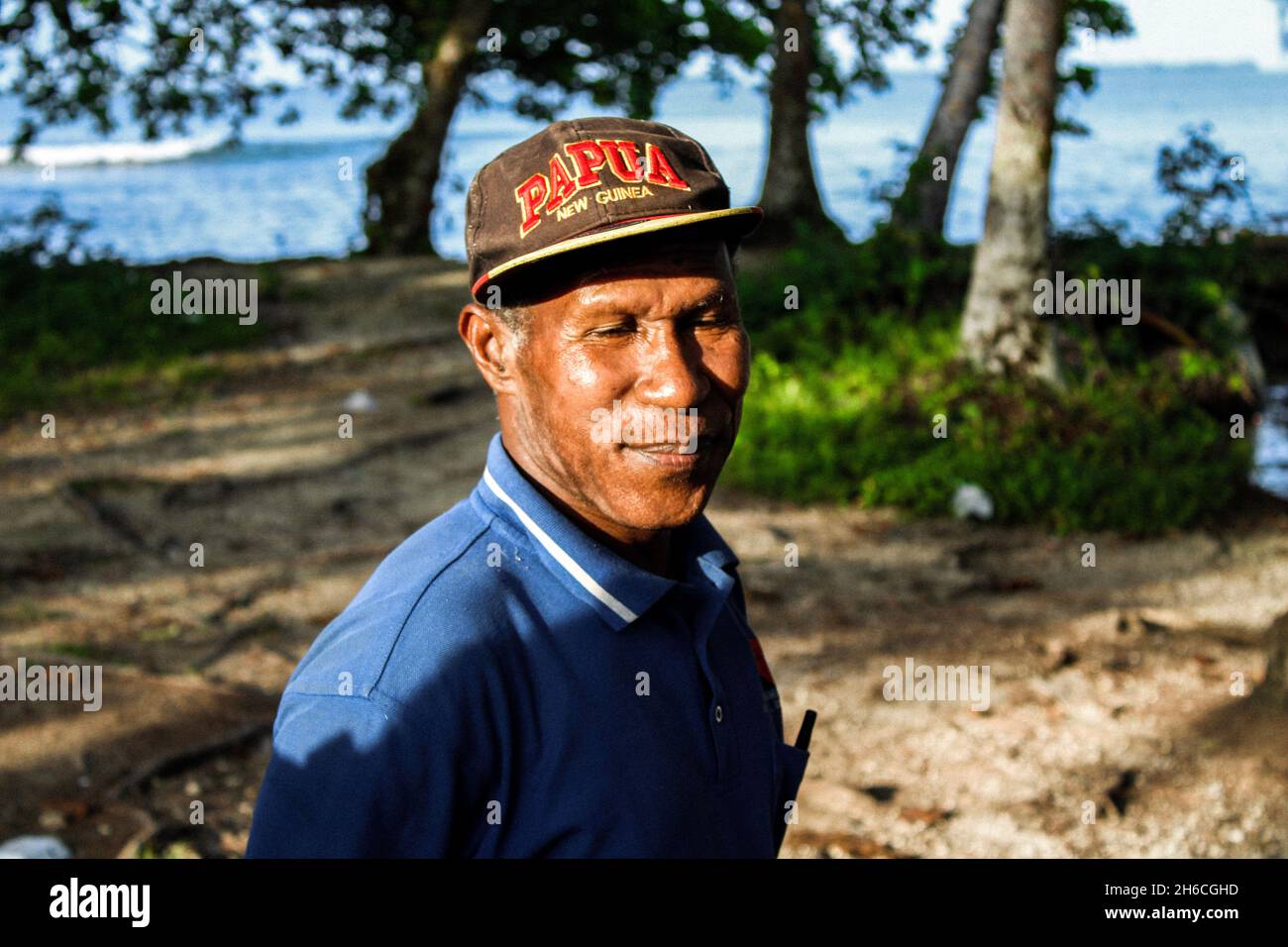 Menschen auf der Manus-Insel - Eric Nombei aus dem Dorf Korojih in Raun Wara, Bezirk 1, Lorengau, Provinz Manus, Papua-Neuguinea Stockfoto