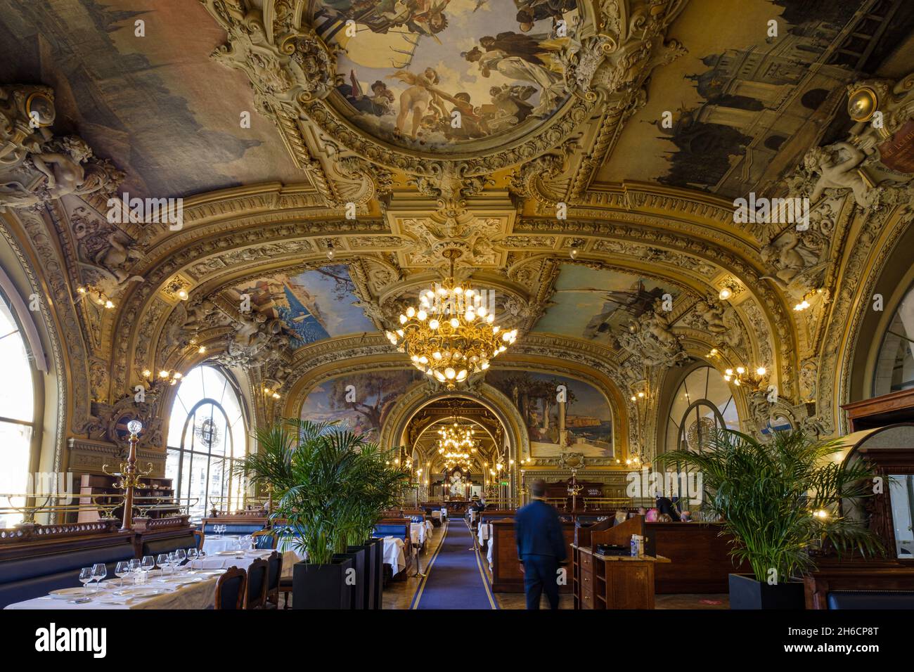 Frankreich. Paris (75) (12. Arrondissement). Bahnhof Lyon. Das Restaurant 'Le Train bleu', im neobarocken und Belle Epoque Stil aus dem 19. Jahrhundert, erbaut von der A Stockfoto