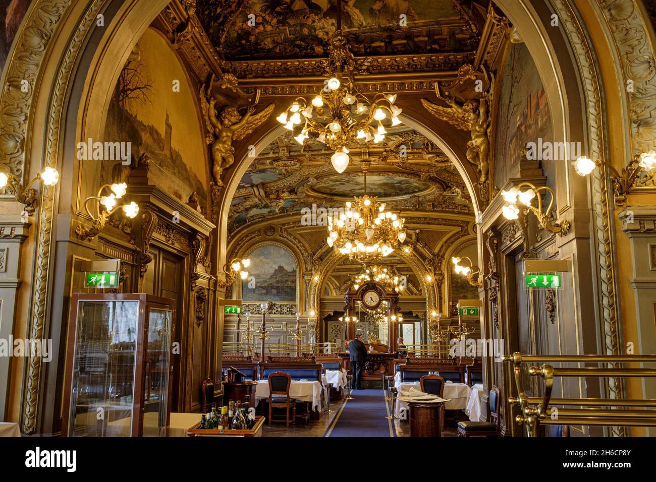 Frankreich. Paris (75) (12. Arrondissement). Bahnhof Lyon. Das Restaurant 'Le Train bleu', im neobarocken und Belle Epoque Stil aus dem 19. Jahrhundert, erbaut von der A Stockfoto