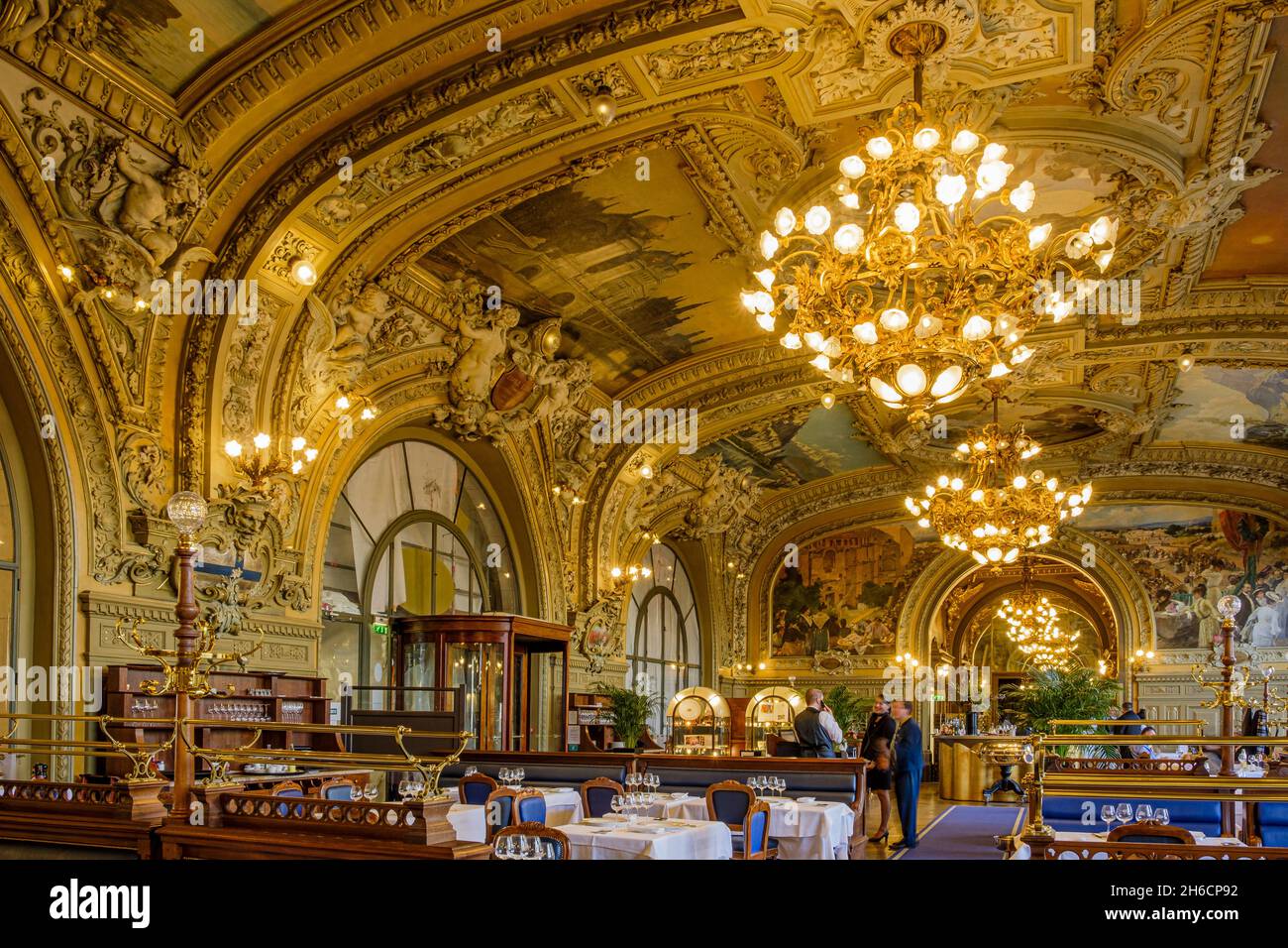 Frankreich. Paris (75) (12. Arrondissement). Bahnhof Lyon. Das Restaurant 'Le Train bleu', im neobarocken und Belle Epoque Stil aus dem 19. Jahrhundert, erbaut von der A Stockfoto