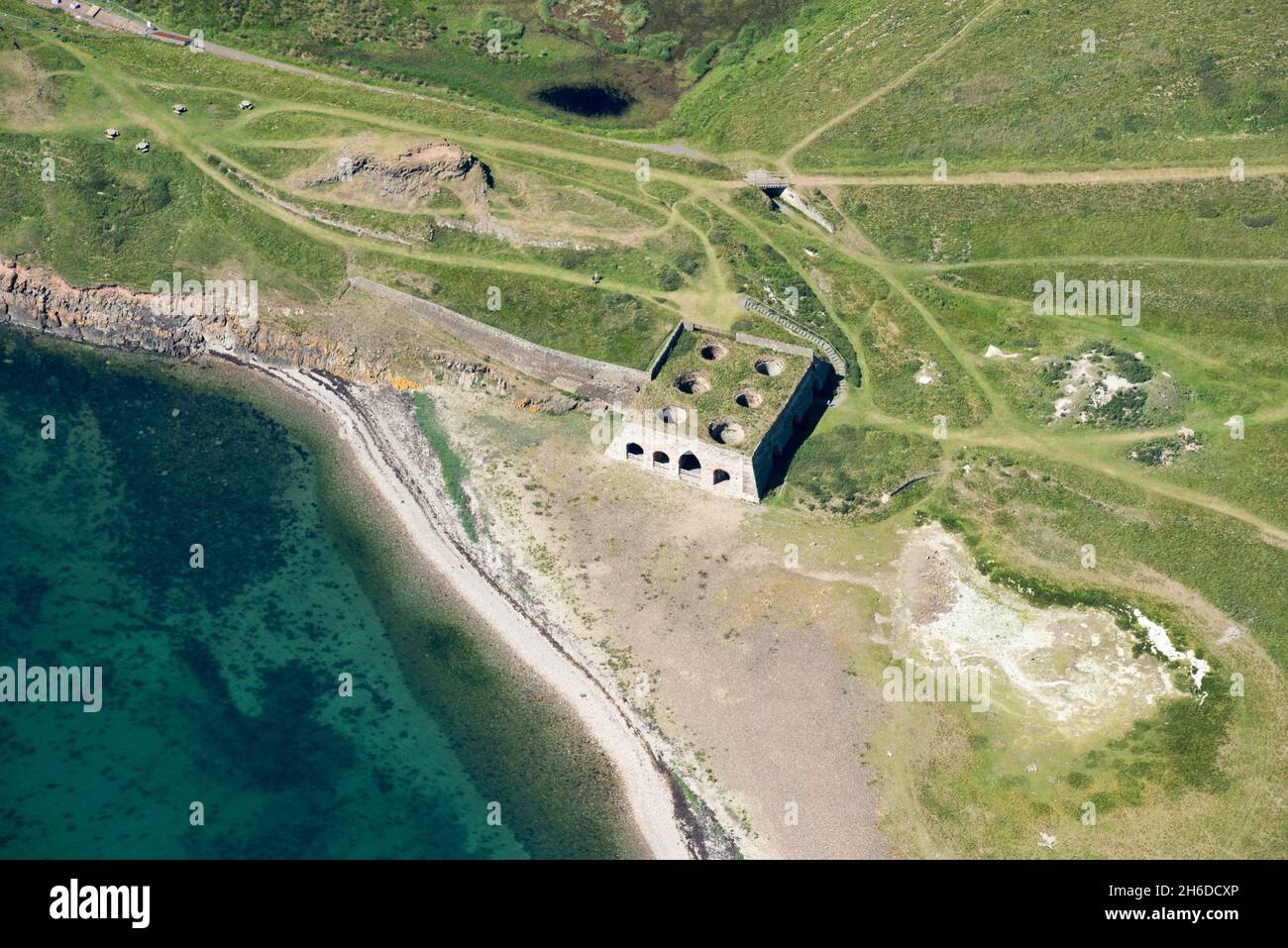 Castle Point Lime Works and Kilns, Holy Island, Northumberland, 2018. Stockfoto