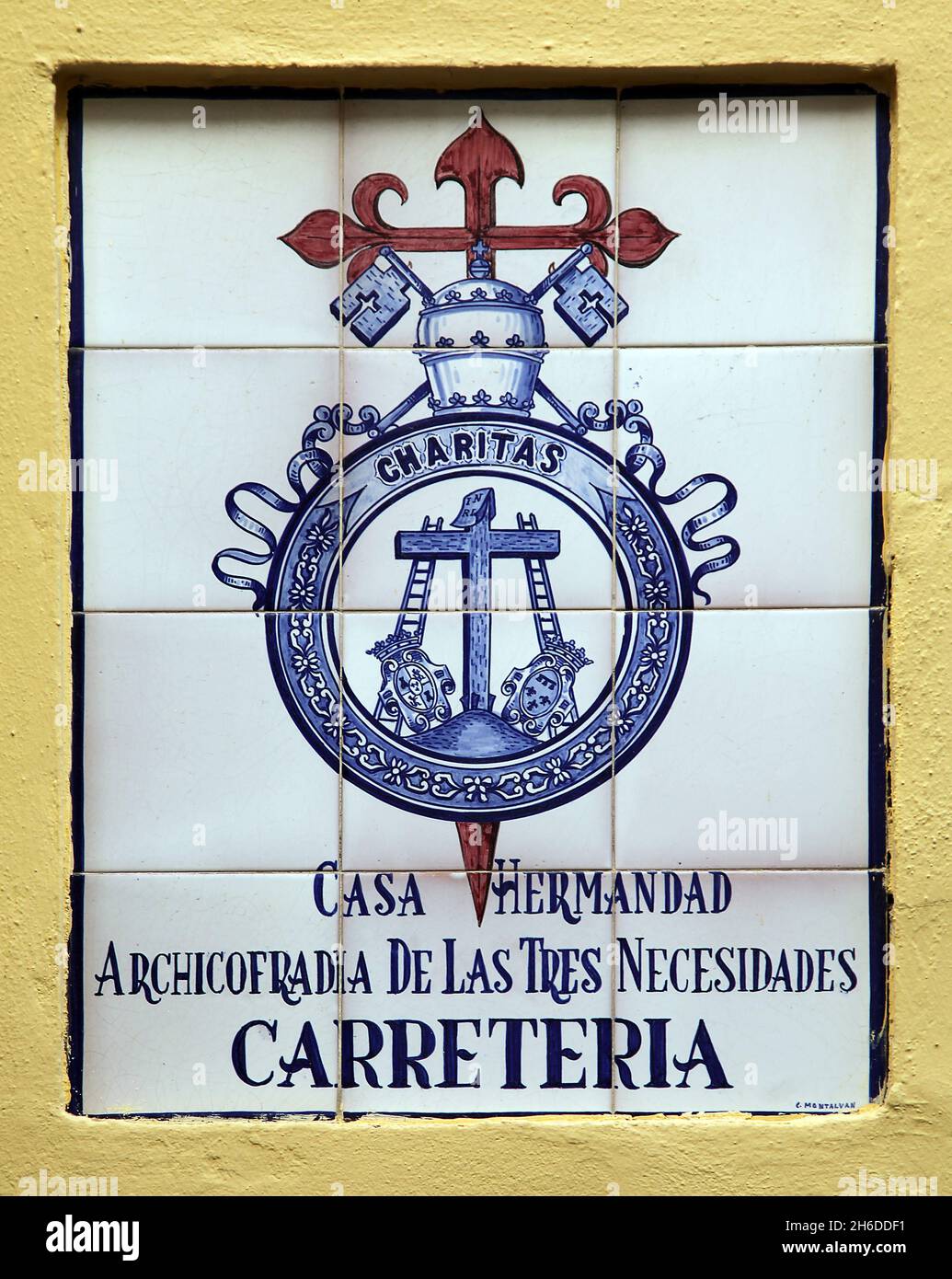 Casa Hermandad Archicofradia de las tres Necisidades am Real de la Carreteria in Sevilla Spanien.Bruderschaft Haus der drei Bedürfnisse. Stockfoto