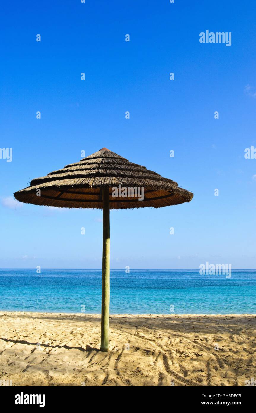Sonnenschutz am Grand Anse Beach, Grenada, Windward Island Stockfoto