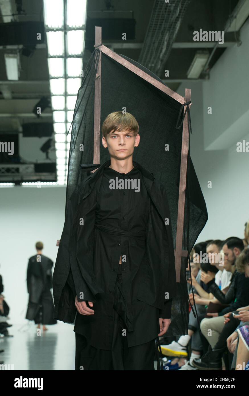 Die Craig Green Laufsteg Show auf der Mens Fashion Week in London Stockfoto