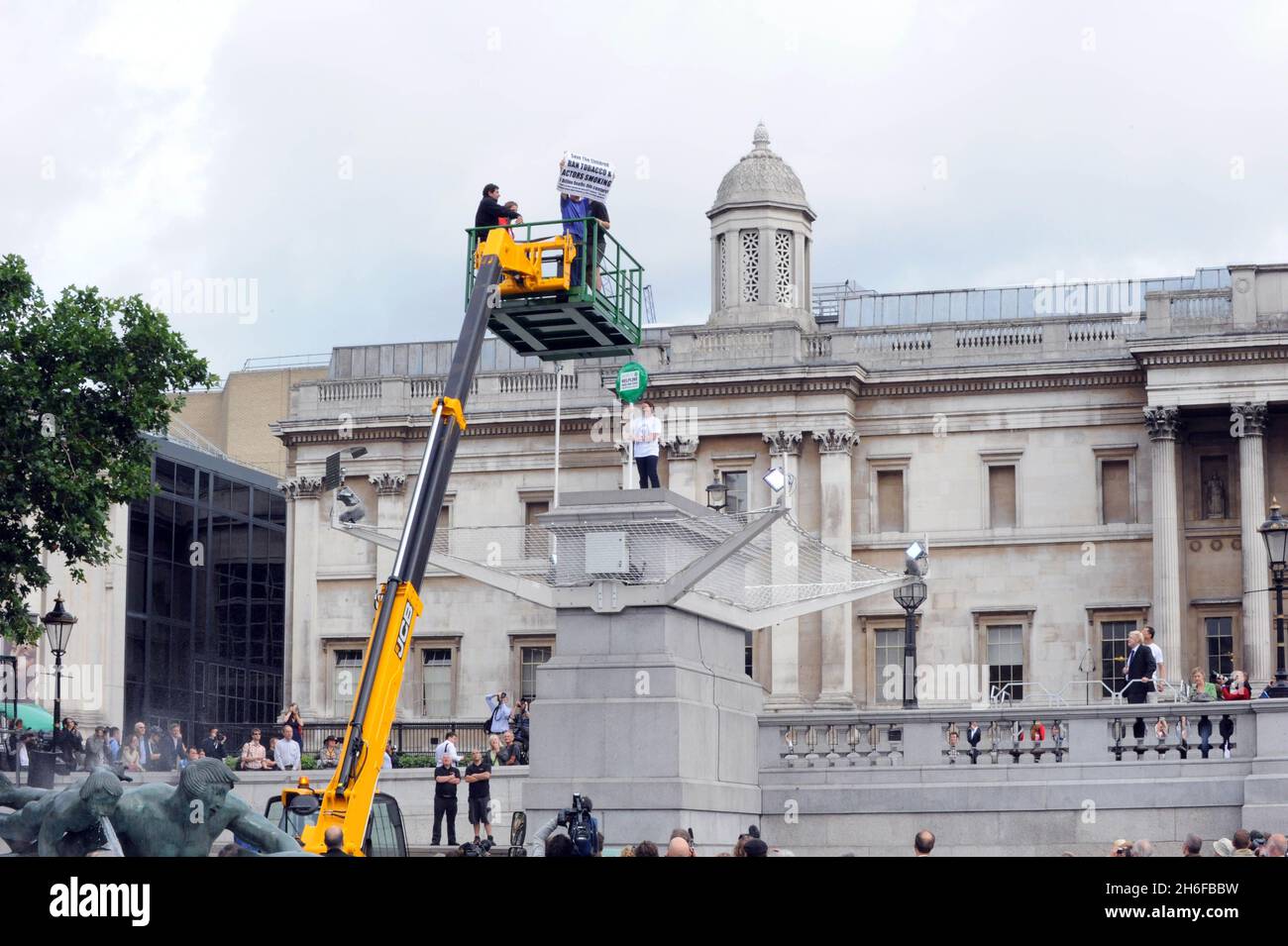 Eine Allgemeine Ansicht Einer Antony Gormley Skulptur Stockfotos und ...