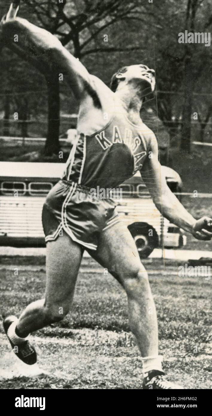 Der amerikanische Speerwerfer William 'Bill' Alley wirft, USA 1959 Stockfoto