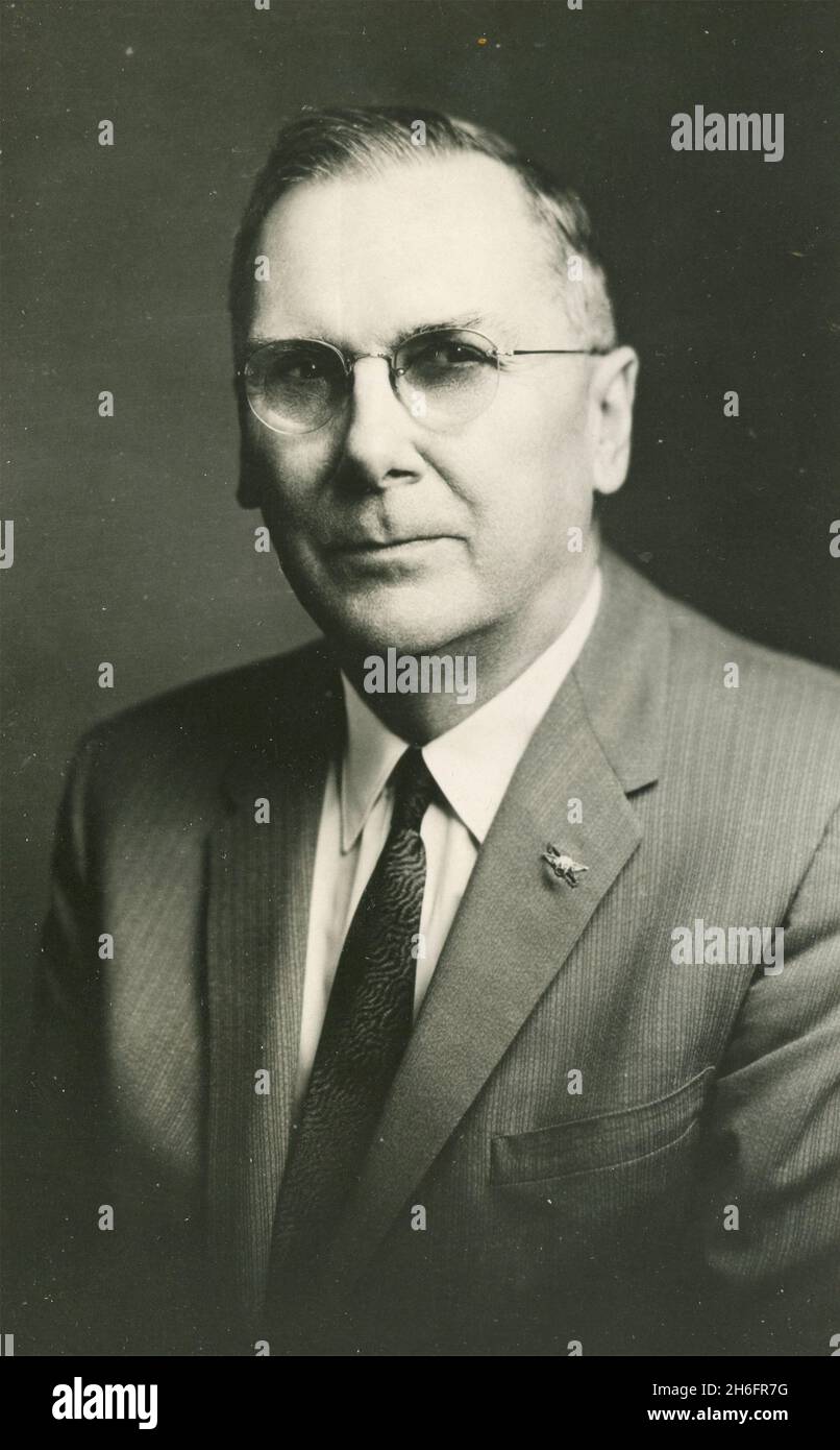 Der amerikanische Luftfahrtwissenschaftler Dr. Hugh L. Dryden, Direktor der NAKA, USA 1958 Stockfoto