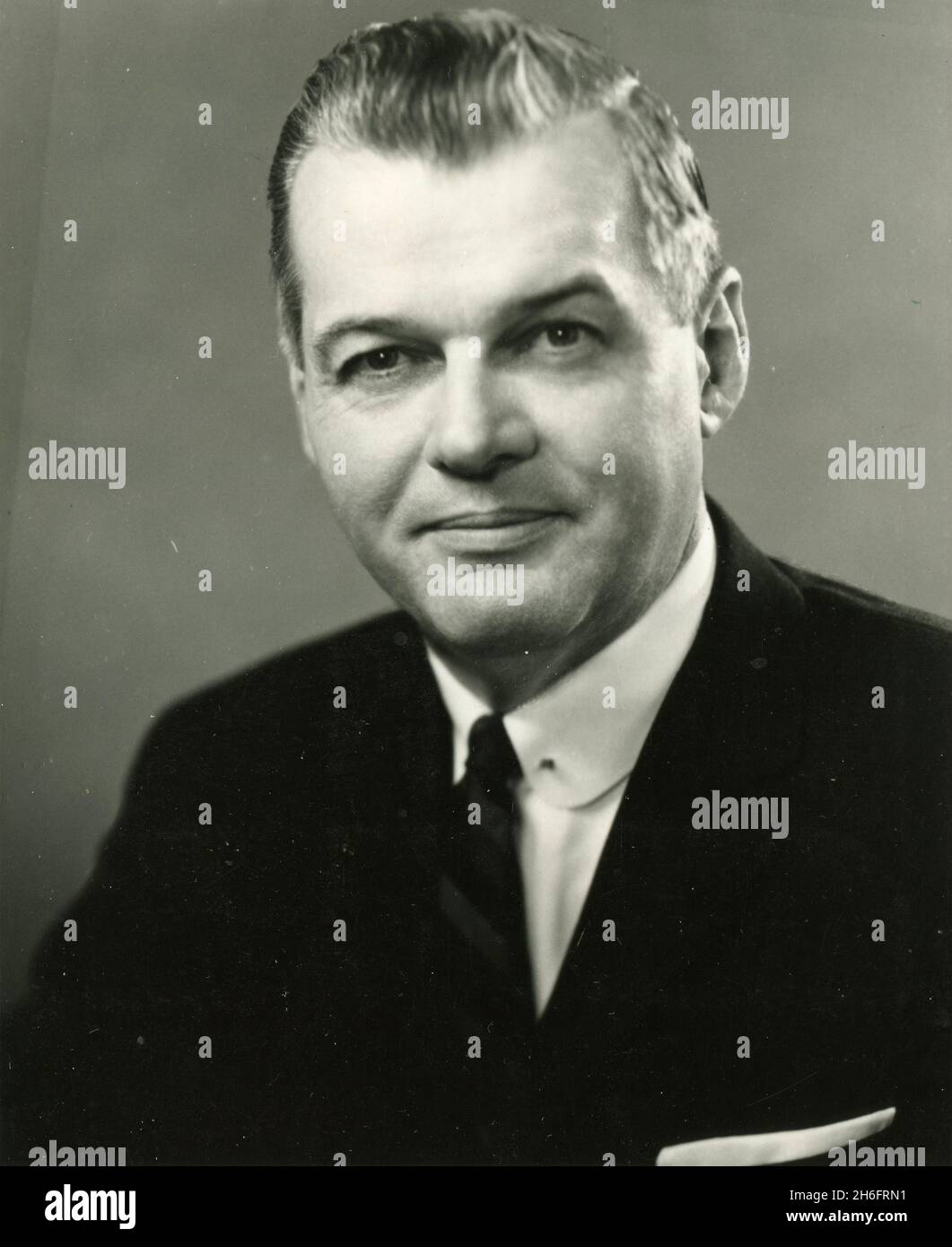 Der amerikanische Gewerkschaftsführer John F. Henning, Unterstaatssekretär für Arbeit, USA 1964 Stockfoto