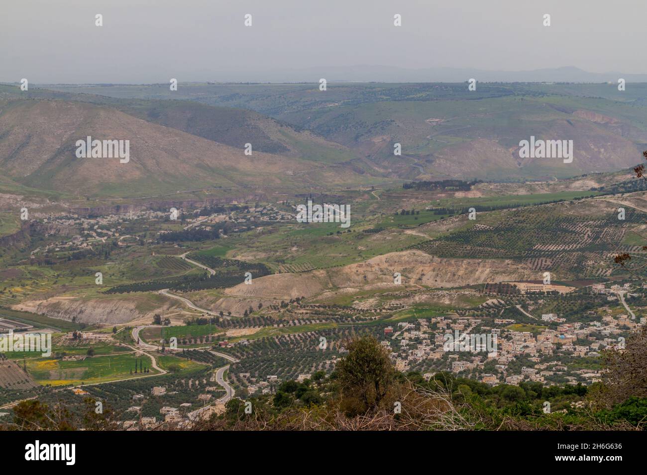 Blick auf die Golanhöhen von den Ruinen von Umm Qais, Jordanien Stockfoto