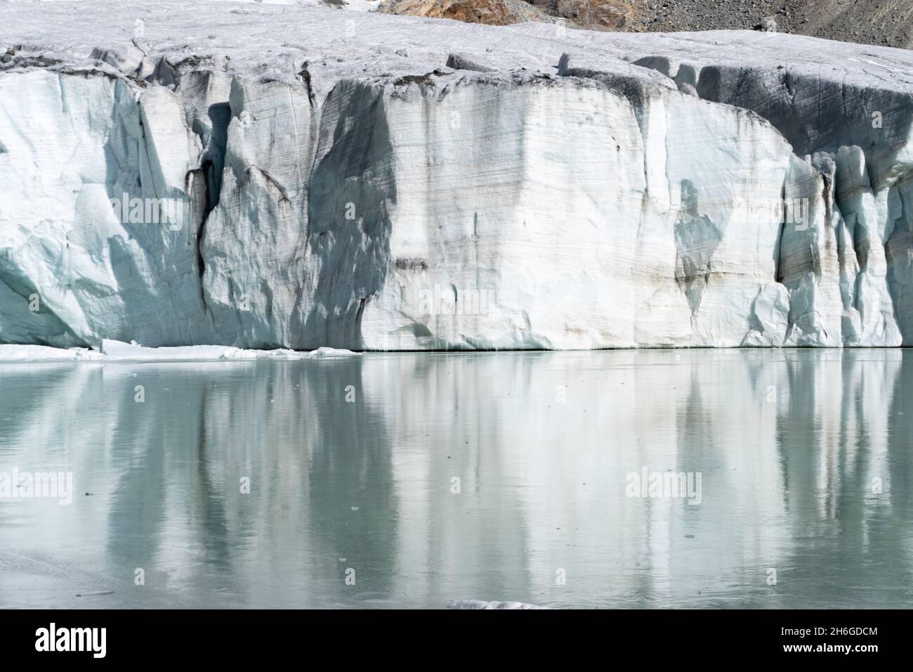 Ein leiser Schrei eines schmelzenden Gletschers Stockfoto