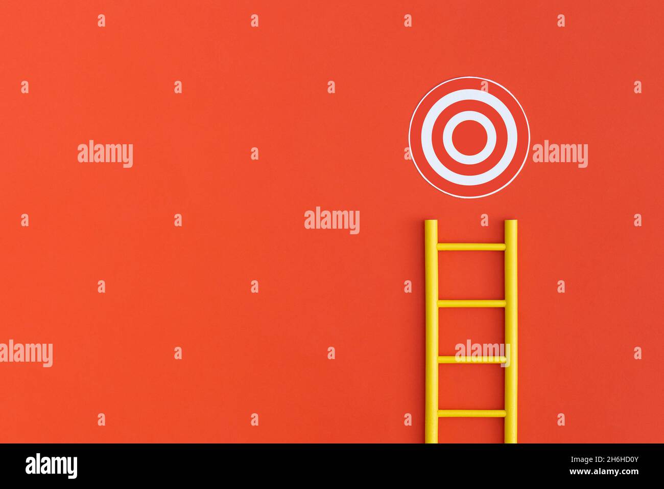 Karrierepfad für den Unternehmenserfolg. Inspiration und kreatives Ideenkonzept. Stockfoto