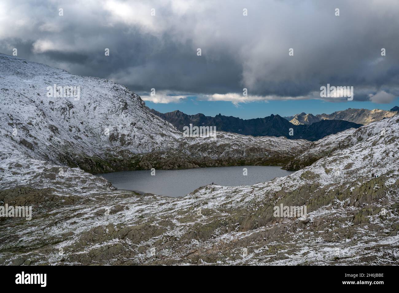 Lago Scuro im Val Cadlimo Stockfoto
