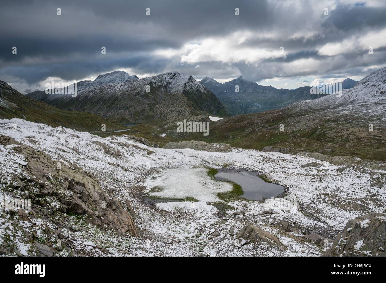 Val Cadlimo im ersten Schnee in Piora, Tessin Stockfoto