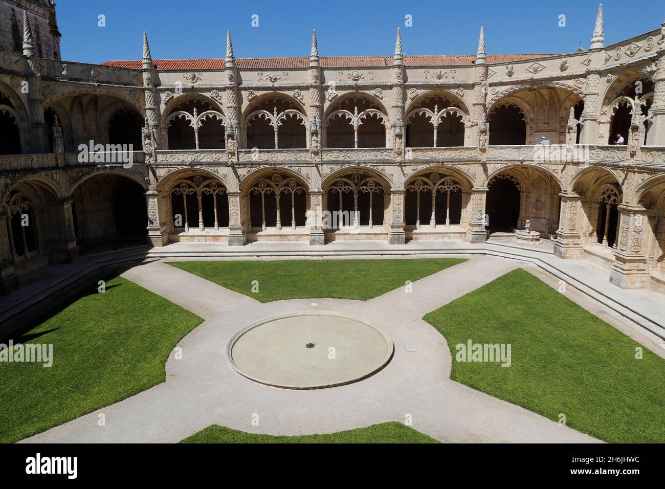 Der Kreuzgang, Kloster Jeronimos (Hieronymites-Kloster, UNESCO-Weltkulturerbe, Belem, Lissabon, Portugal, Europa Stockfoto