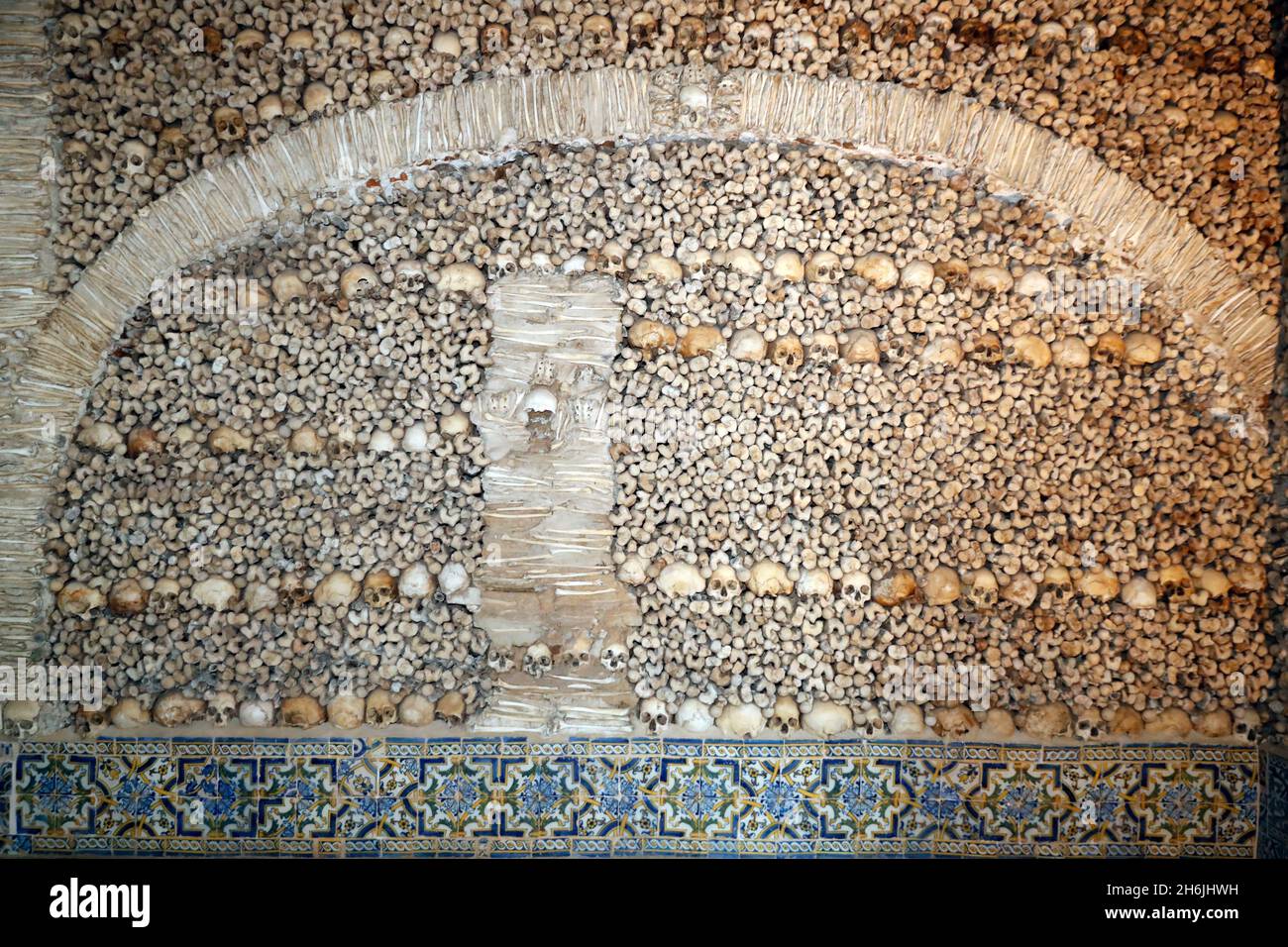 Kapelle der Knochen, Königliche Kirche des heiligen Franziskus, Evora, Alentejo, Portugal, Europa Stockfoto