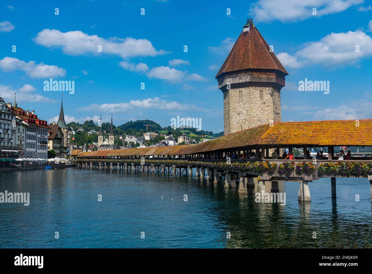 Kapellbrücke (Kapellbrücke, Holzfußbrücke, Luzern, Schweiz, Europa Stockfoto