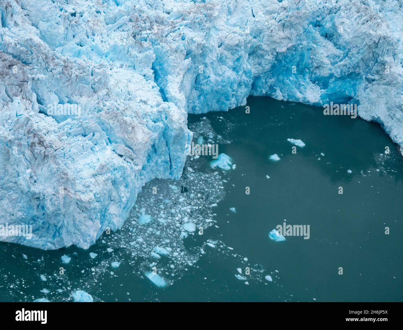 Detailansicht des Leconte-Gletschers, der vom Stikine Ice Field bei Petersburg, Südost-Alaska, den Vereinigten Staaten von Amerika, Nordamerika, fließt Stockfoto