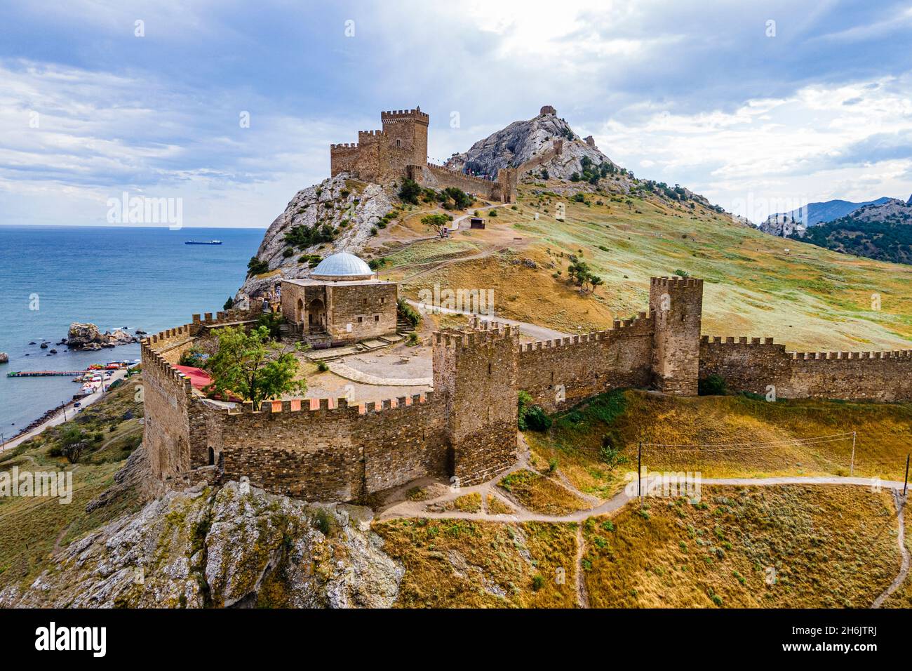 Luftaufnahme der genuesischen Festung Sudak, Krim, Russland, Europa Stockfoto