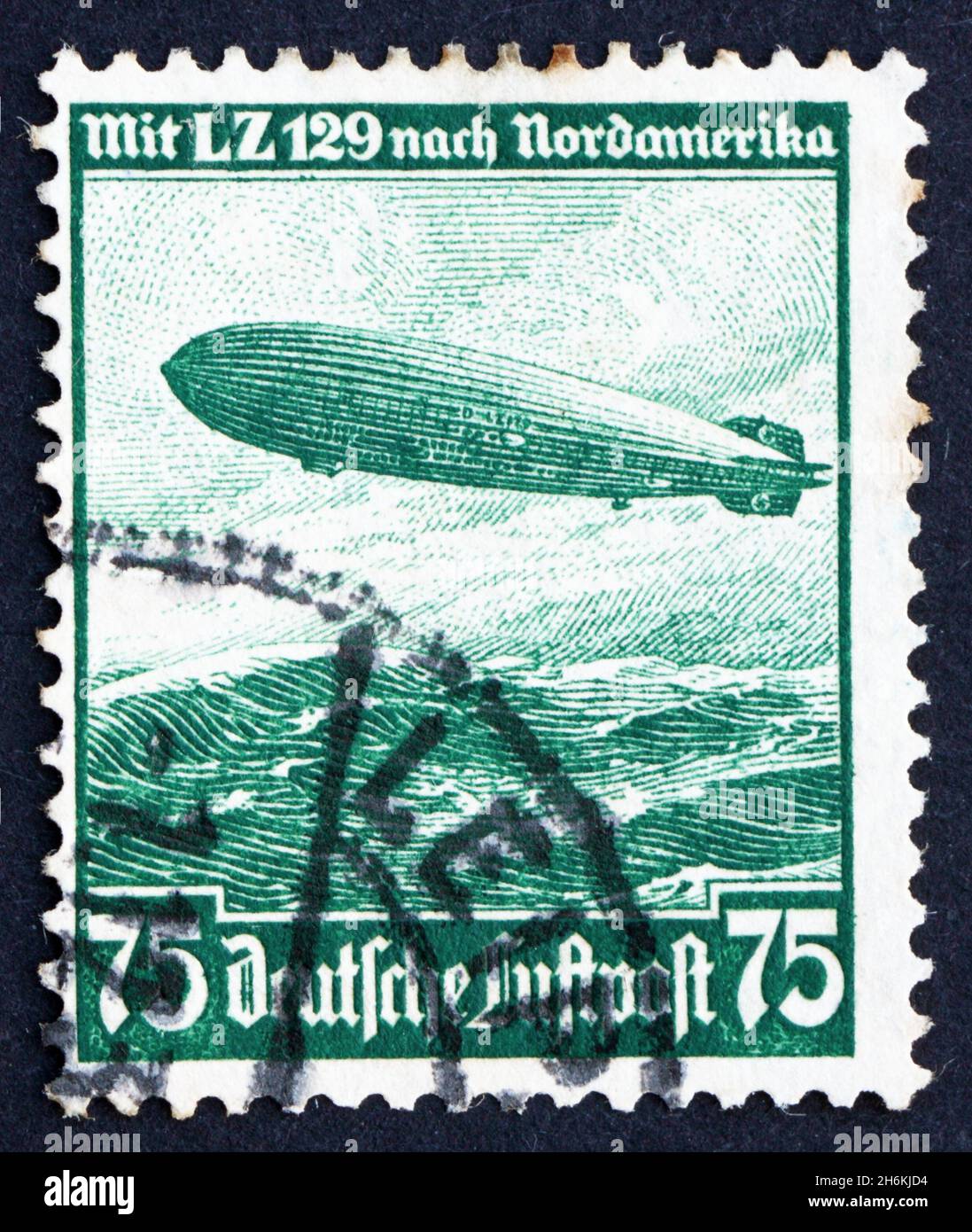 DEUTSCHLAND UM 1936 Eine in Deutschland gedruckte Marke zeigt