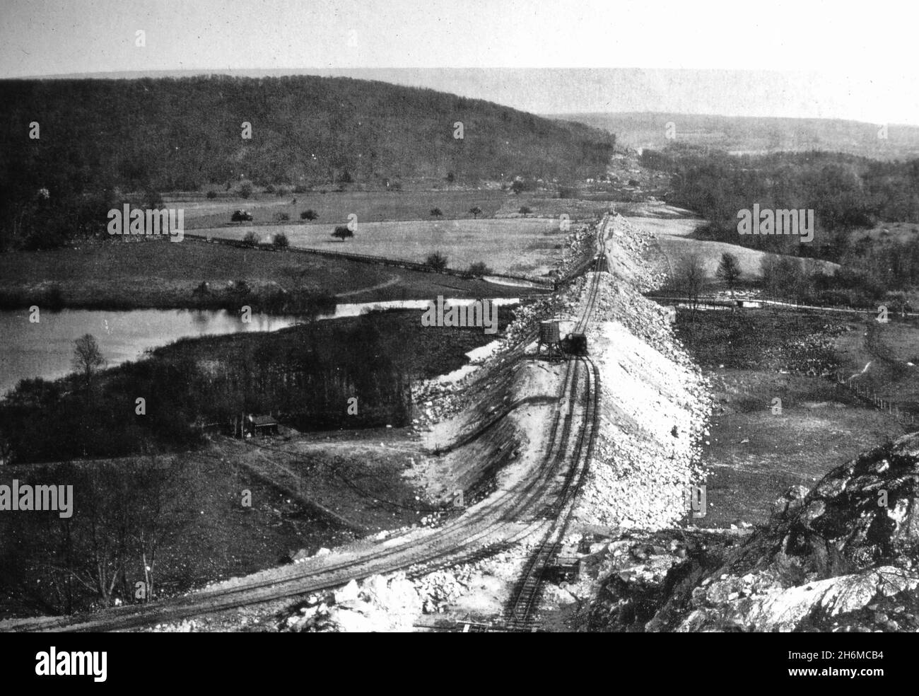 Wharton Fill während der Bauarbeiten an der Lackawanna Cut-Off - Mai 1909 Stockfoto
