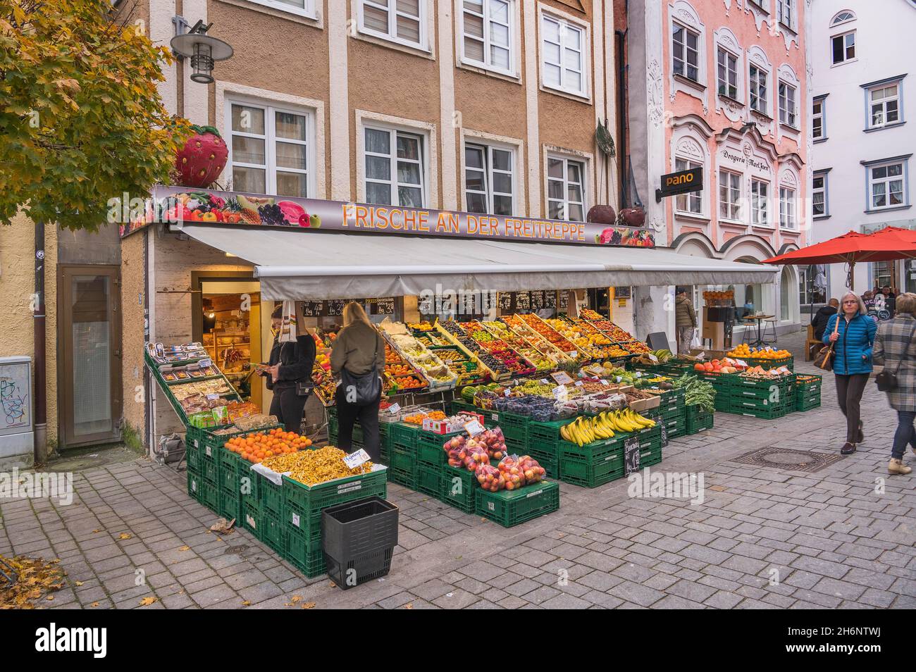 Obst- und Gemüseladen in der Freiteppe, Kempten, Allgäu, Bayern, Deutschland Stockfoto