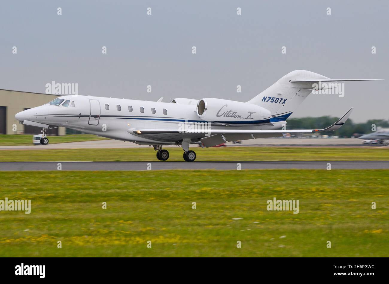 Cessna 750 Citation X Business Jet Plane N750TX, betrieben von der Cessna Finance Corporation. Executive Jet landet bei RAF Fairford, Großbritannien Stockfoto