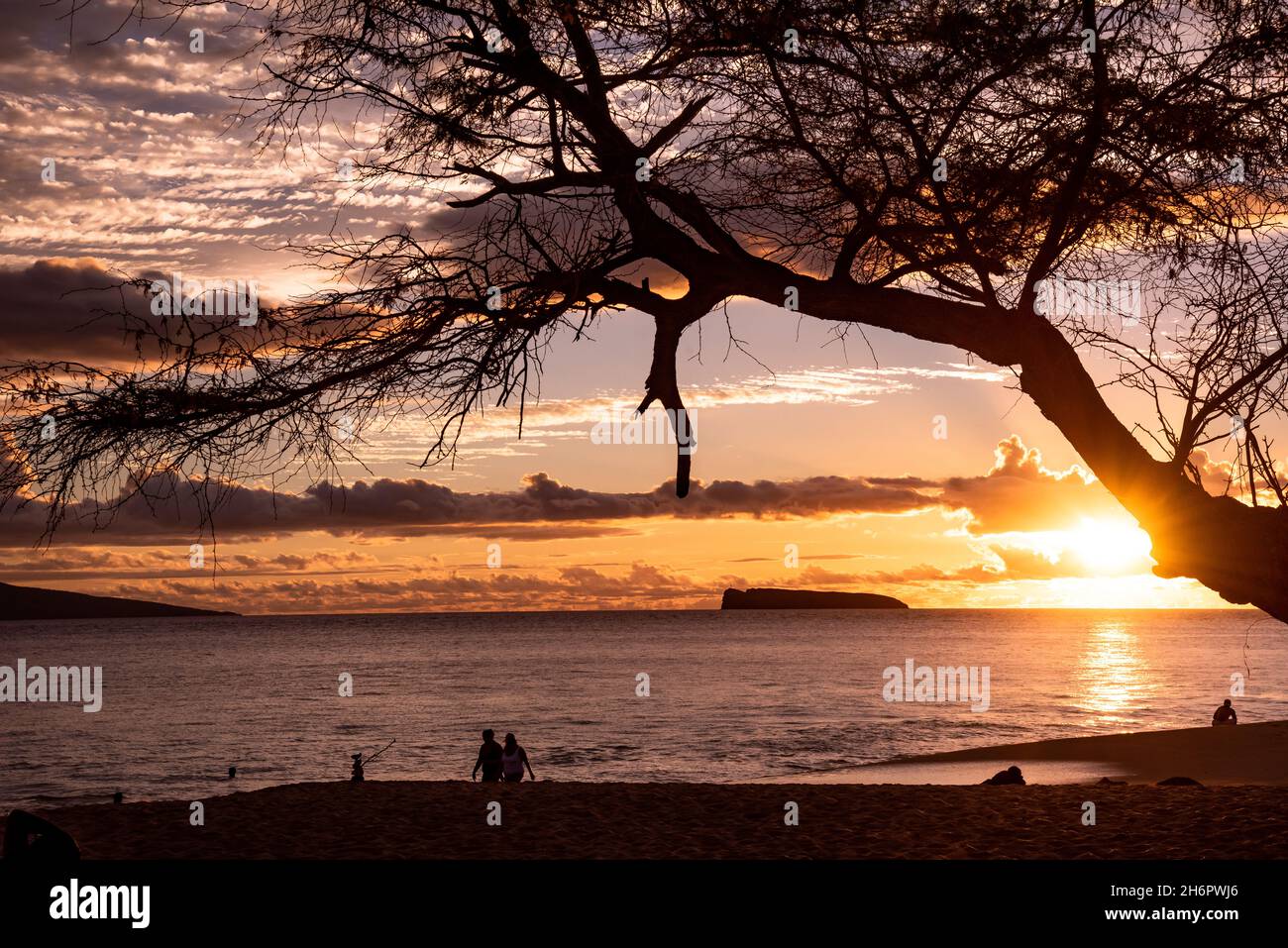 Sonnenuntergang am Makena Beach, Maui - Hawaii Stockfoto