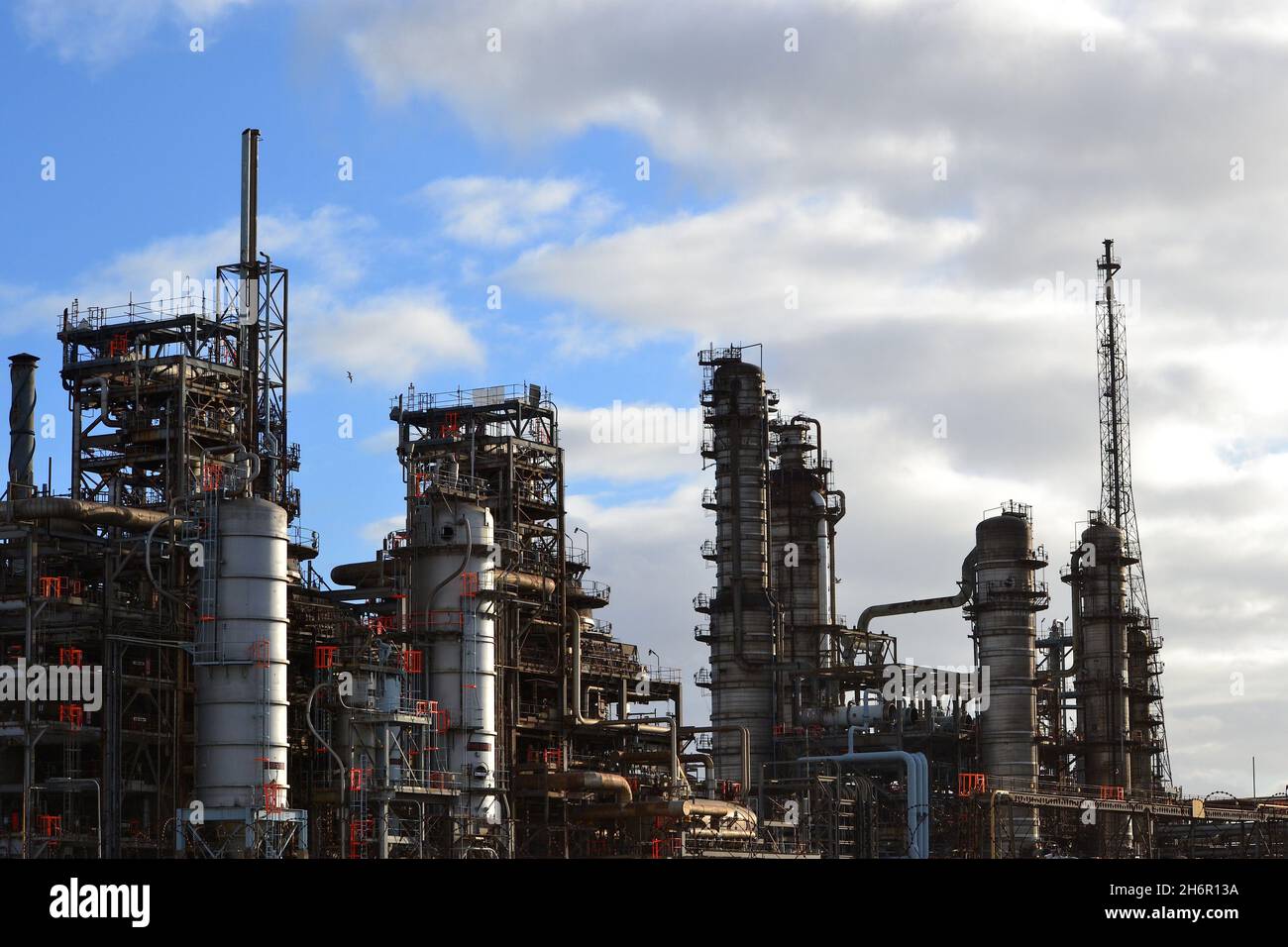 ConocoPhillips Oil Terminal, Raffinerie- und Verarbeitungsanlage, Teesside, Großbritannien, wo Öl- und Erdgasflüssigkeiten aus der Nordsee gelagert und verarbeitet werden. Stockfoto