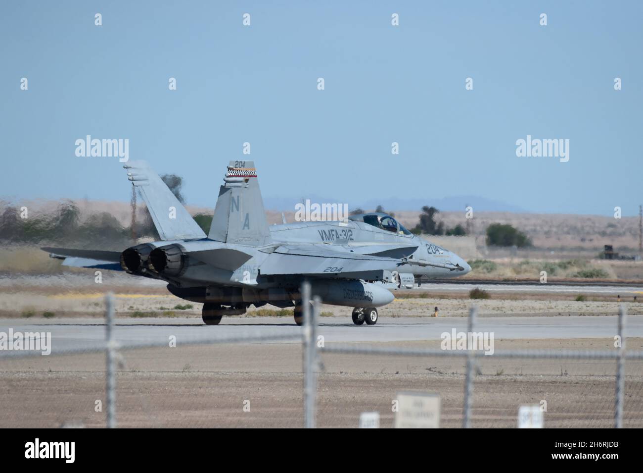 VMFA-312 Schachbretter, F/A-18C Hornet ist bereit für den Start im NAF El Centro, Kalifornien Stockfoto