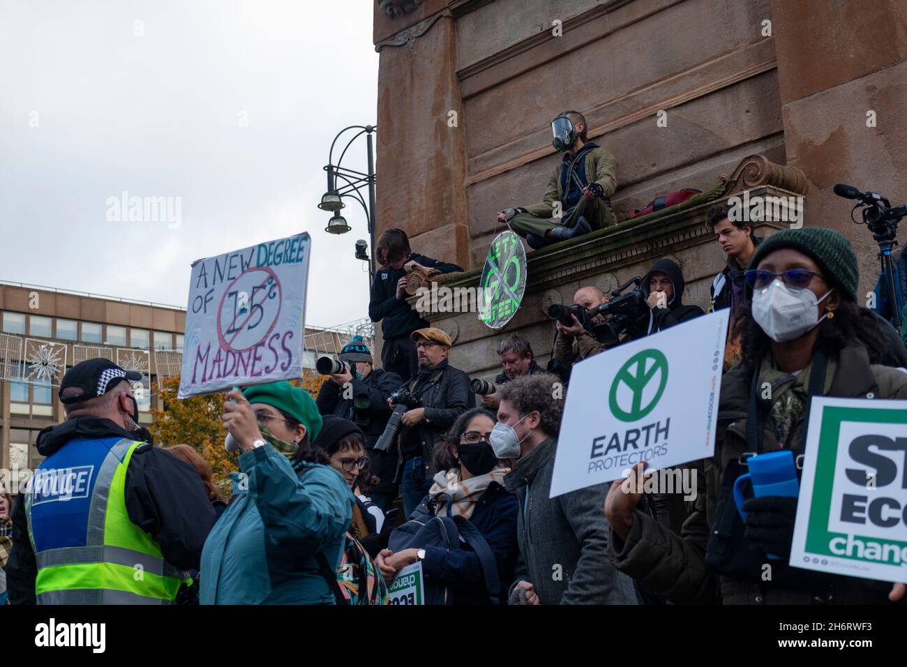 Glasgow protestmarsch während der COP26. Freitags für die Zukunft. Stockfoto