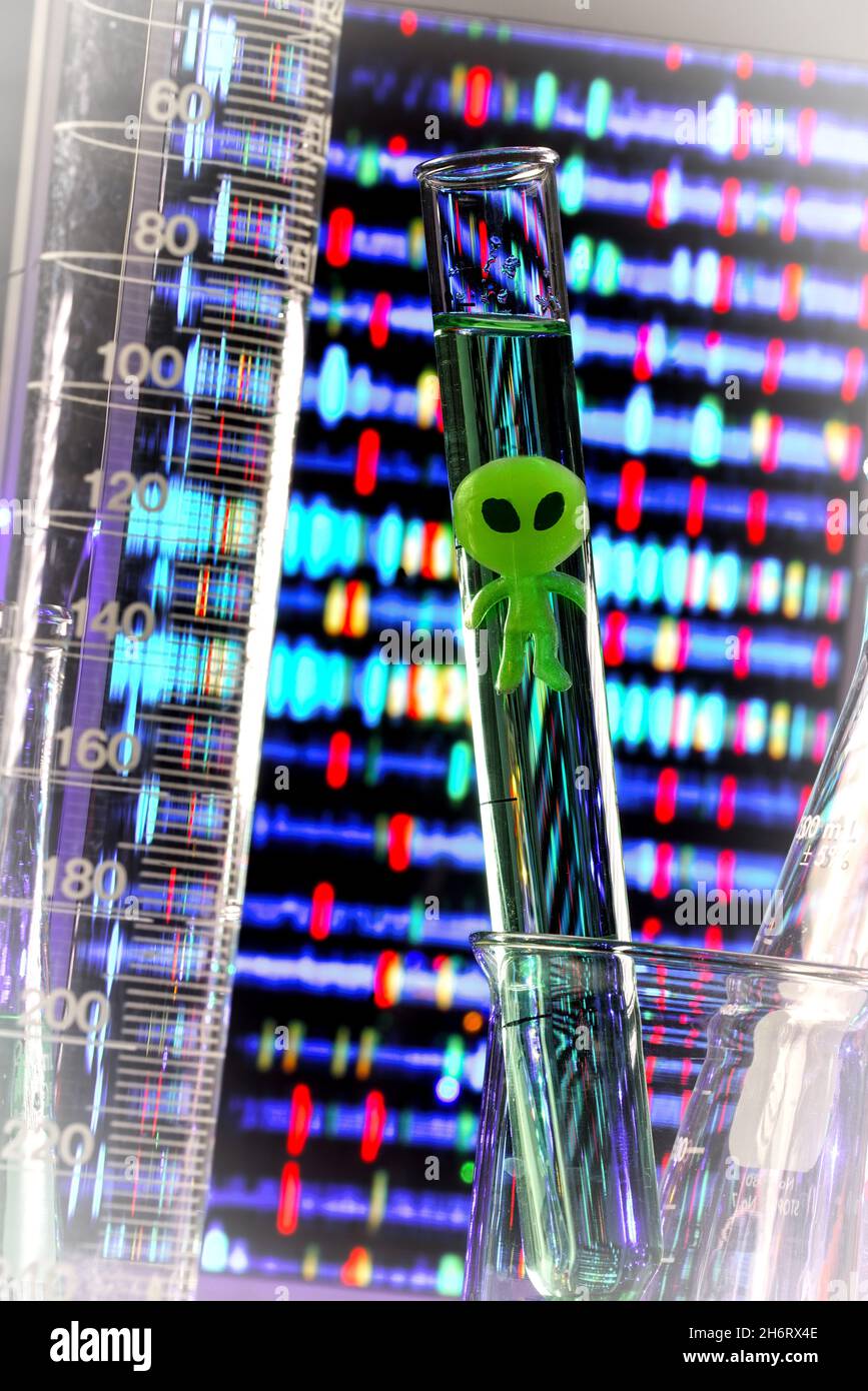 Konzept eines Außerirdischen im Labor.Mario Beauregard/Alamy Stockfoto