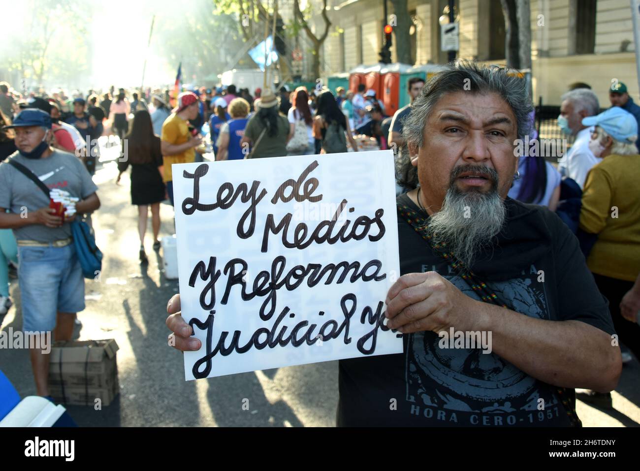 März gegen neue Schulden beim Internationalen Währungsfonds in Buenos Aires, Argentinien Stockfoto