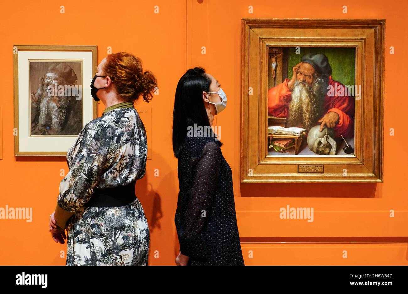 An Old man aged 93, by Hans Hoffmann, a copy of Saint Jerome, 1521, by Durer at a photo Call for the Exhibition: Durer's Journeys - Travels of a Renaissance Artist in the National Gallery in London. Bilddatum: Donnerstag, 18. November 2021. Stockfoto