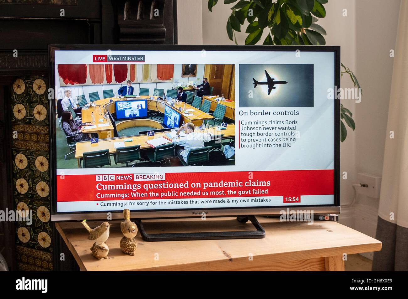 Dominic Cummings vor einem Unterhaus-Auswahlausschuss, der Boris Johnsons im Umgang mit der Covid-Pandemie kritisiert. 26/05/2021 Stockfoto