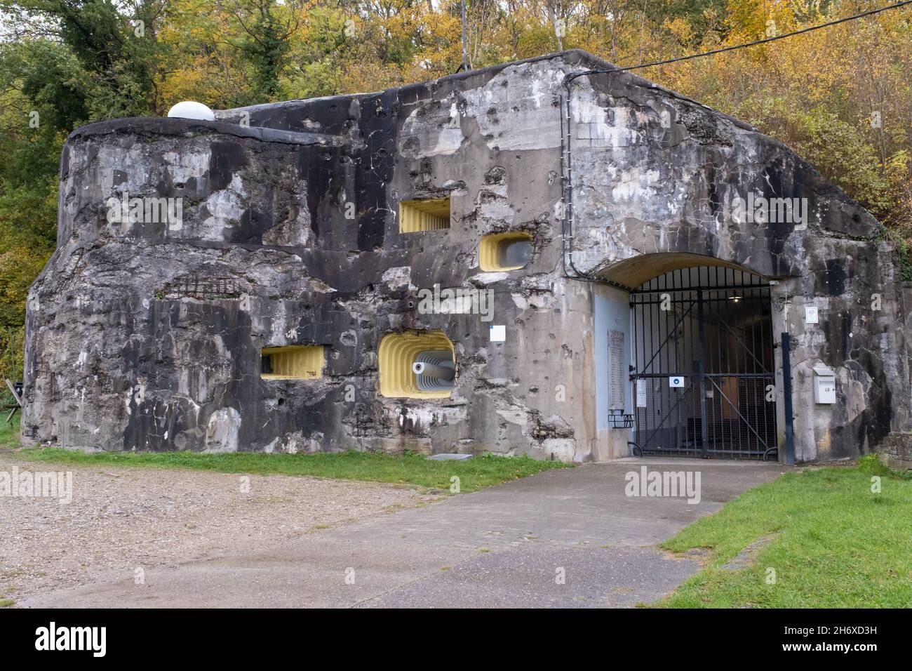 Eben-Emael, Belgien - 30. Oktober 2021. Fort Eben-Emael war eine der größten Festungen Europas. Ein immenser unterirdischer Komplex. Limburg Provi Stockfoto