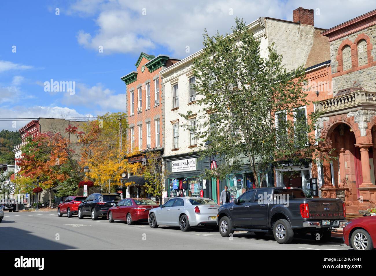 Cooperstown, New York, USA. Saubere und malerische Straße in der kleinen, im Bundesstaat New York gelegenen Stadt Cooperstown. Stockfoto