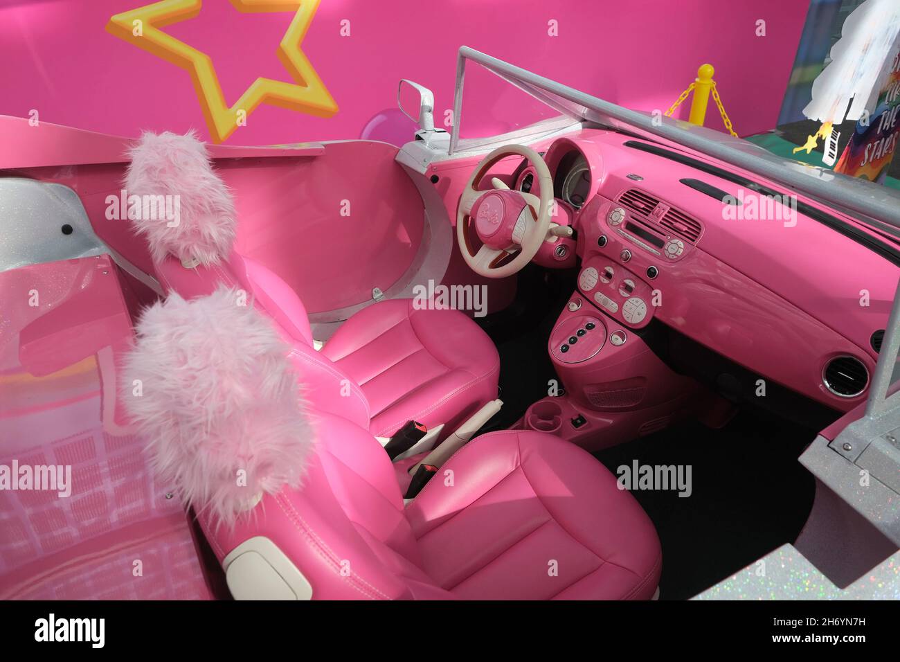 Auto de la barbie online