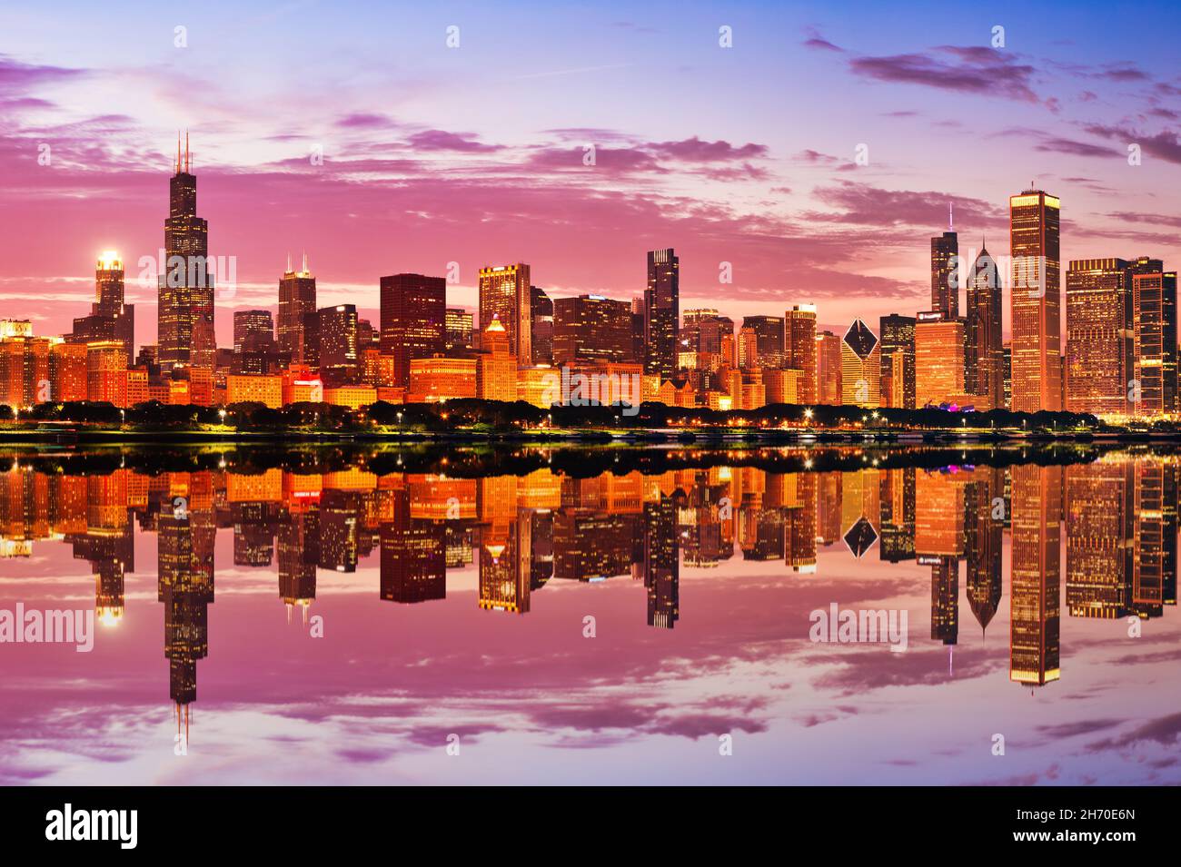 Chicago Skyline im Golden Sunset, Illinois, USA Stockfoto