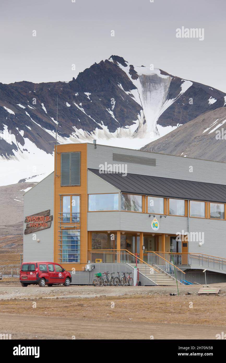 Sverdrup Station, eine Zweigstelle des Norwegischen Polarinstituts in NY Alesund, Svalbard, Norwegen Stockfoto